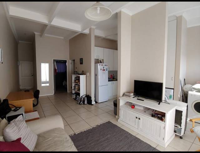1 BEDROOM APARTMENT FOR SALE IN TYGER VALLEY